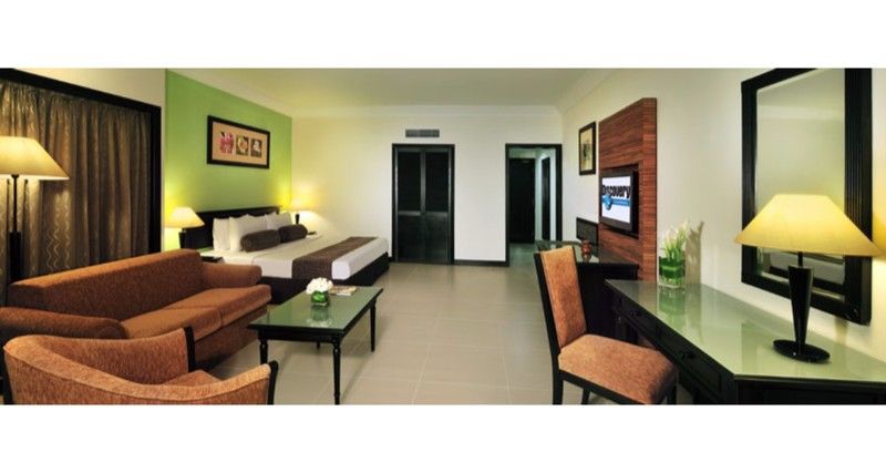 Sand & Sandals Desaru Beach Resort & Spa Kültér fotó Deluxe Room