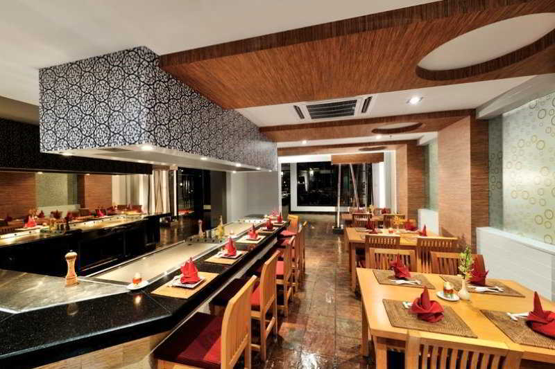Sand & Sandals Desaru Beach Resort & Spa Kültér fotó The restaurant
