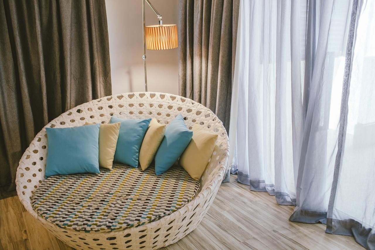 Sand & Sandals Desaru Beach Resort & Spa Kültér fotó A room at the hotel